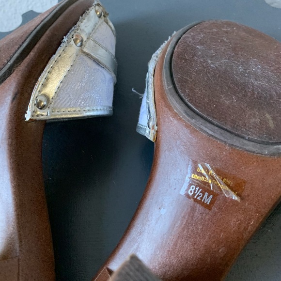 $58🔥Guess white/silver slip on sandals size 8.5US - Picture 5 of 6